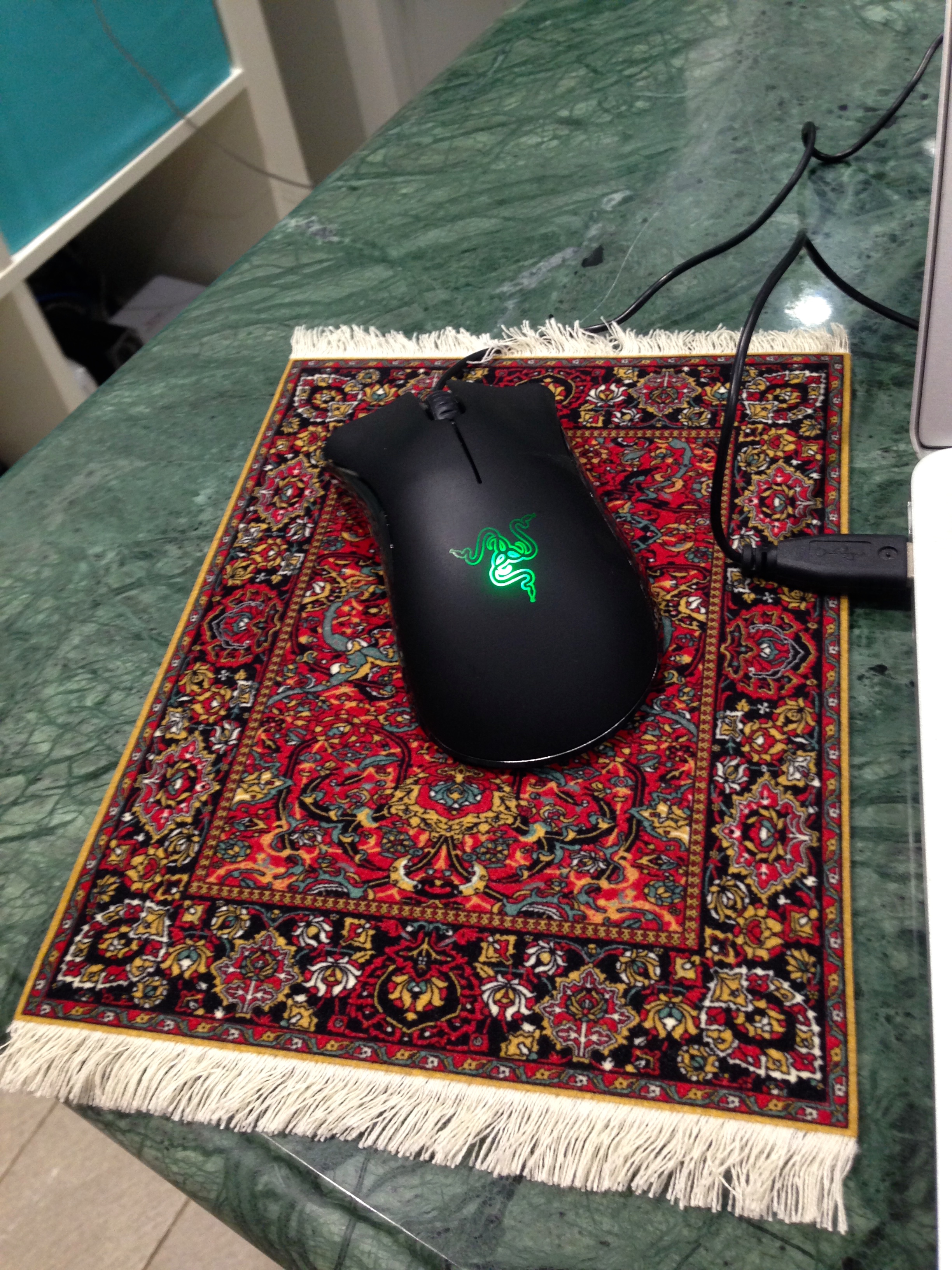https://mythoughtlane.files.wordpress.com/2016/03/mouse-rug-with-mouse.jpg